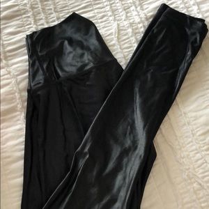 DYI liquid black leggings